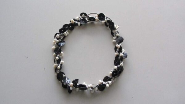Schelpketting zwart met nuggetparel wit - Afbeelding 2