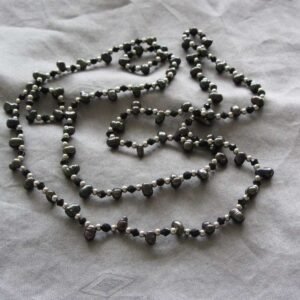 Nuggetparel collier zwart